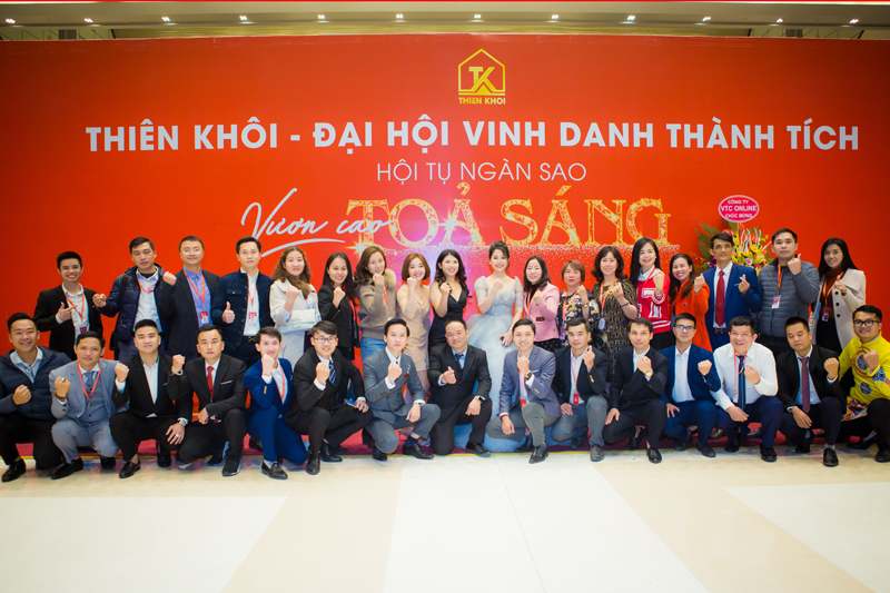 Đại hội vinh danh thành tích tại Thiên Khôi Group